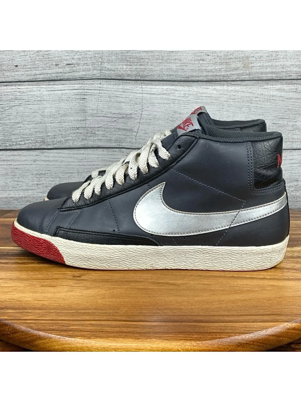 Y2K Nike Blazer High Anthracite Silver Red Sneaker 315877-001 Men Shoe Size 10.5